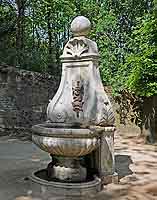 Fontaine Jardin du Rosaire Eau de ville perdue Lyon 5ème 