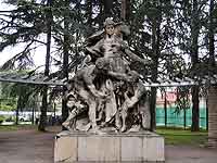Par Emile Peynot (1889) "Fraternité" partie du monument à la République place Carnot avant 1975 situé parc Bazin Lyon 3ème