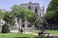 Place Puvis de Chavannes - église de la Rédemption - Lyon 6ème