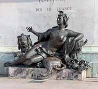 Socle de la Statue de Louis XIV (1638-1715) - "La Saône"(les frères Coustou 1720) (Démonté en 2021) Place Bellecour Lyon 2ème