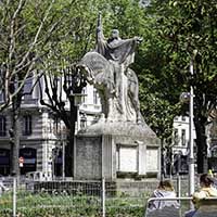 Jeanne d’Arc (1928) par Jean-Louis Chorel (1875-1946) Place Puvis de Chavannes Lyon 6ème