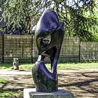 "Oiseaux de bronze" Sculpture par Jean-François Hamelin (1941-) 1982 - 17 rue du Docteur-Horand, Parc Montel Lyon 9ème