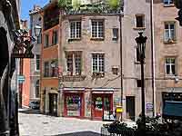 Rue Tramassac et Place de la Trinité Lyon 5ème